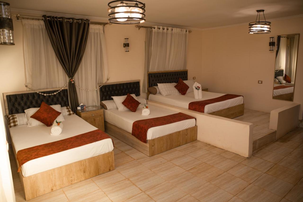 Heru Pyramids View Hotel Cairo Exterior photo